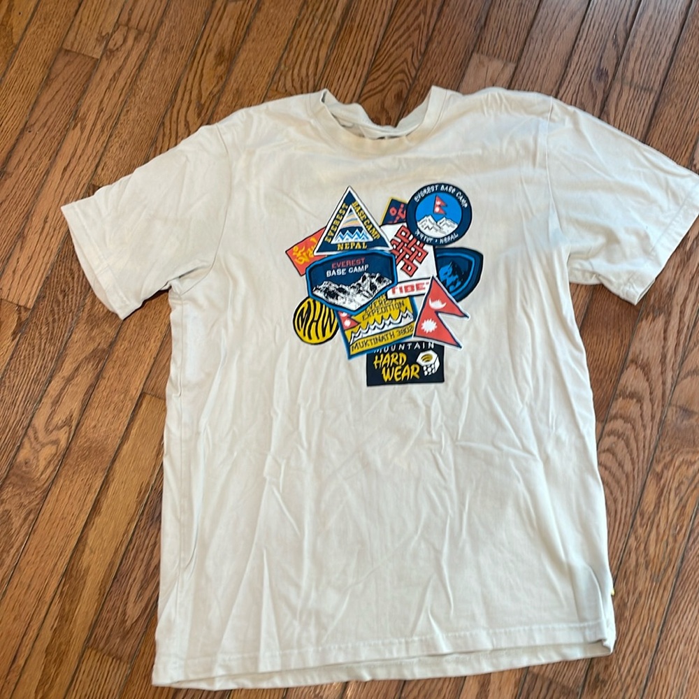 Rare Mountain Hardwear Everest Tshirt